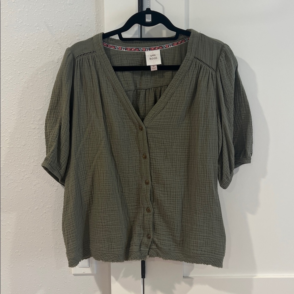 Knox Rose Olive Textured Top